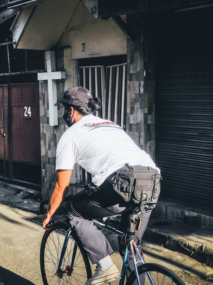 theseared's tweet photo. Seize the day in style and comfort. 

Street drip white is still up for grabs. Snag one now before it's too late!

Free delivery within Metro Cebu.

Also available at: Shoppee
Follow us on IG: https://t.co/3bsGPCKEe6 https://t.co/Lx6dOlXiO0