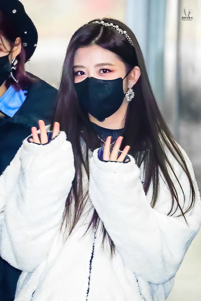 [ #HappyYujuDay ]

유주의 25번째 생일 너무 너무 축하해요🥳
항상 밝게 비춰줘서 고마워요✨
팀안에서 유주씨가 있어서 너무 든든하고🥰
앞으로도 항상 아름답고 행복하세요☺️
우리 강아지 건강하고 모든 소원이 이루어지길 바래요😘
사랑해요❣️

#CherryBullet #체리블렛
#Yuju #유주
<a href="/cherrybullet/">Cherry Bullet (체리블렛)</a>