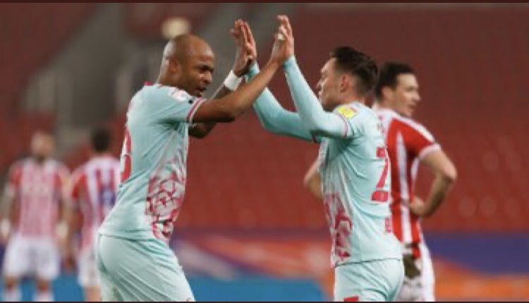 garryleechswans's tweet image. Big win for me yesterday, no not the fact that @SwansOfficial won but my Jack saying in the 90th minute “I’ll give up all my birthday presents next week if we score in injury time” Mental scenes 4 minutes later and then Jack realised he’s not getting any presents 😂 #prayforJack