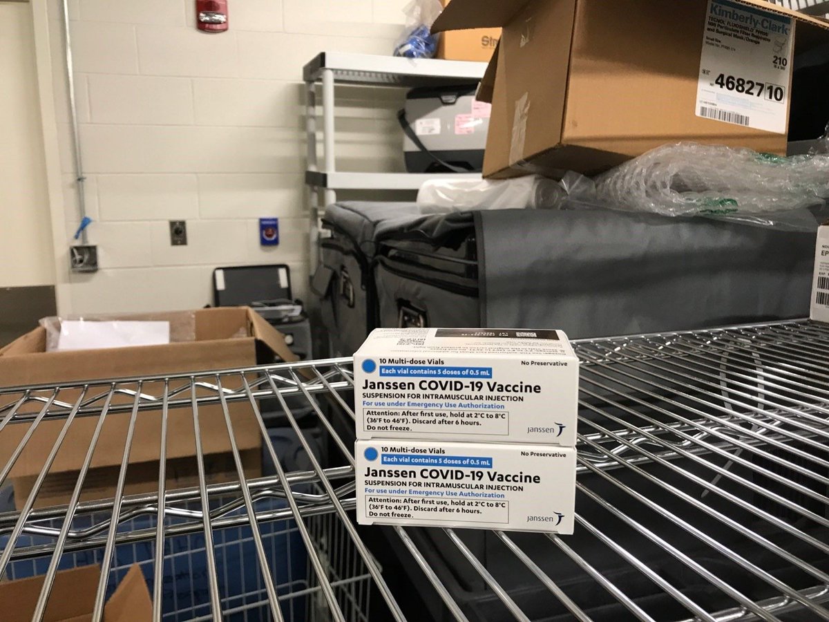 MontgomeryCoMD's tweet photo. 🆕 @MoCoDHHS has received its first shipment of the J&amp;J/Janssen #COVID19 vaccine, 1,600 doses, and plans to start using the vaccine at its clinics in the coming days. https://t.co/TuO8KnxRR5