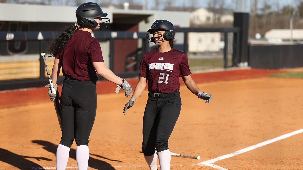 EKU_Softball's tweet photo. All smiles because our home opener is Saturday! https://t.co/rHyUFTqdJR