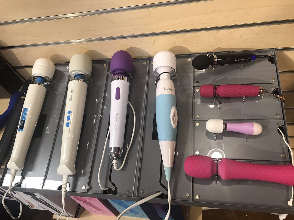 Friskystore's tweet photo. Bring a little buzz to the bedroom! https://t.co/t0aS35B6O4