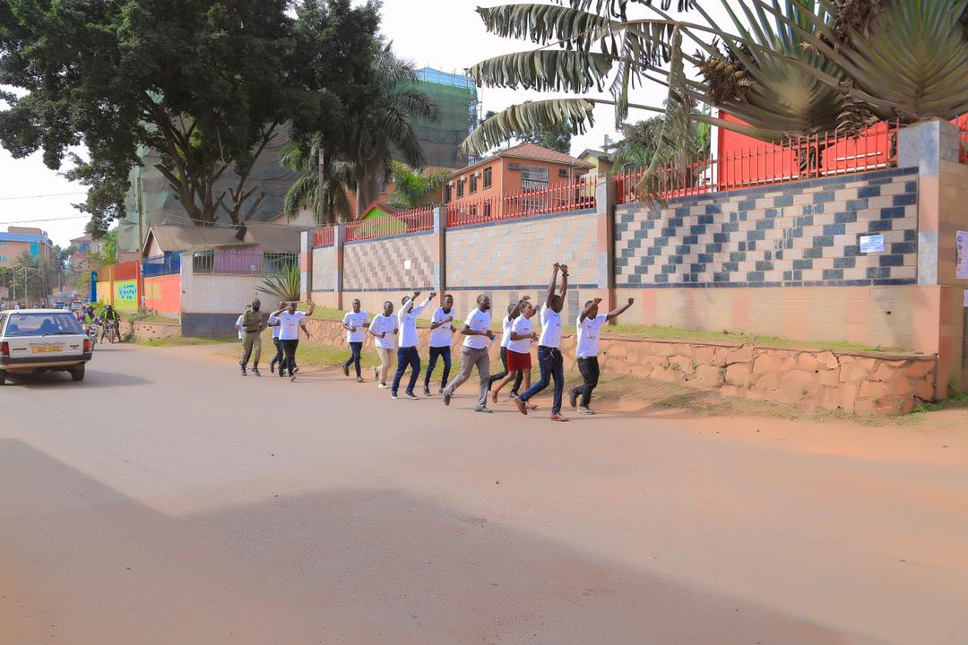 Today we joined @UncdaUg in the  NCD youth champions Run to commerate  #WorldObesityDay2021  #EveryBodyNeedsEverybody 
@ncdalliance @WorldDiabetesF @AstraZeneca @WorldObesity @NCDAK @RwandaNCDA @MikkelsenBente_ @luismencruz @AfricanNCDsNet @DrMucumbitsiJ