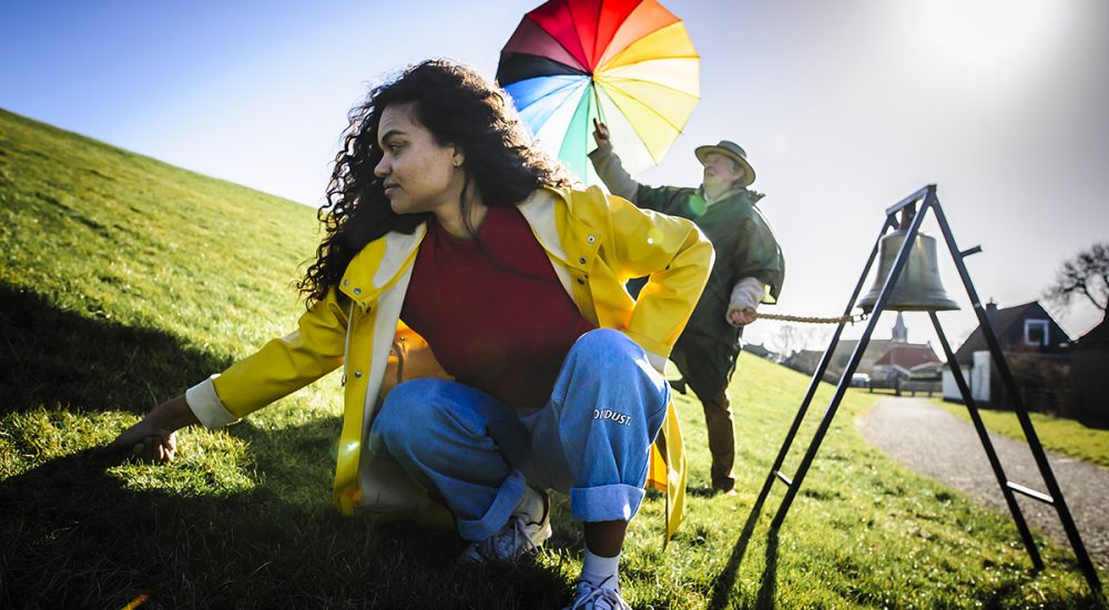 klimaatalarmdev's tweet image. kom zondag 14 maart 14:00 naar #klimaatalarm, Brink #deventer. Gasten zijn oa schrijver &amp;amp; @Volkskrant columnist @ashatenbroeke, #klimaatdichter @alexgentjens, Stadstroubadour @deReisgenoot en Peter Dullaert van klooster Nieuw Sion #diepenveen #kiesklimaat. klimaatmars2021.nl/doe-mee/doe-me…