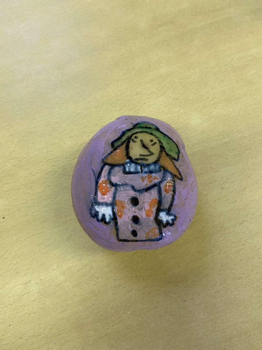 pinemartenclass's tweet photo. Here are some of our potato book characters for #WorldBookDay. On Google Classroom we were posting photos of the potatoes and everyone was guessing who they were! Brilliant fun. https://t.co/ZY2pgPyblO