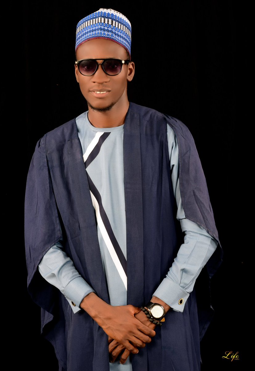 SoksonJr's tweet photo. Introducing Engr. Osoko Emmanuel...

BSc. Electrical &amp; Electronic Engineering. GMNSE
🔥🔥🔥 https://t.co/tx64jWPl07