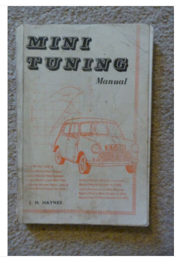 On #WorldBookDay show us the oldest Manual in your collection.
#classiccars #manuals #mini #classicmini