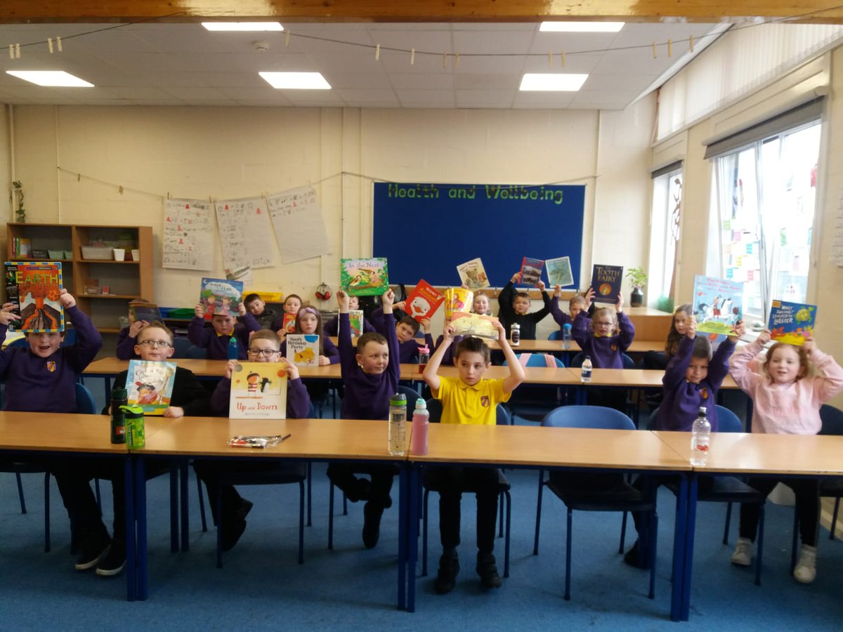 missmclean_NPS's tweet photo. #WorldBookDay
Today Primary 3 enjoyed exploring different books and completed some fun activities related to different stories and books 📖 https://t.co/I3TolM7P2u