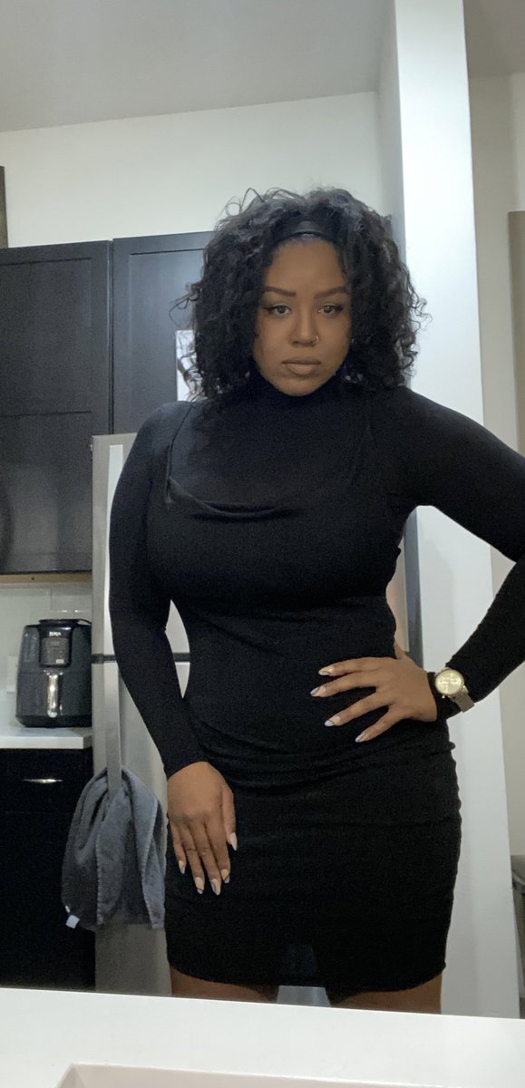 If nothing else motivates you to begin your body transformation and health/fitness journey this week... allow me to share mine

At my heaviest I was 220lbs. Now at 178 I am NEVER going back!