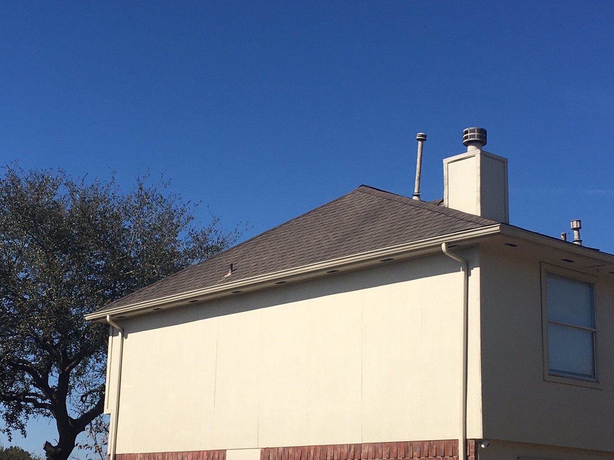 Roofing2Legacy's tweet photo. Good morning #baycolony, we are replacing a roof due this past January hail storm, come see our work on #stockbridge lane and see us in person, call us today for a free inspection at 281-990-3037. https://t.co/irM1POahbg