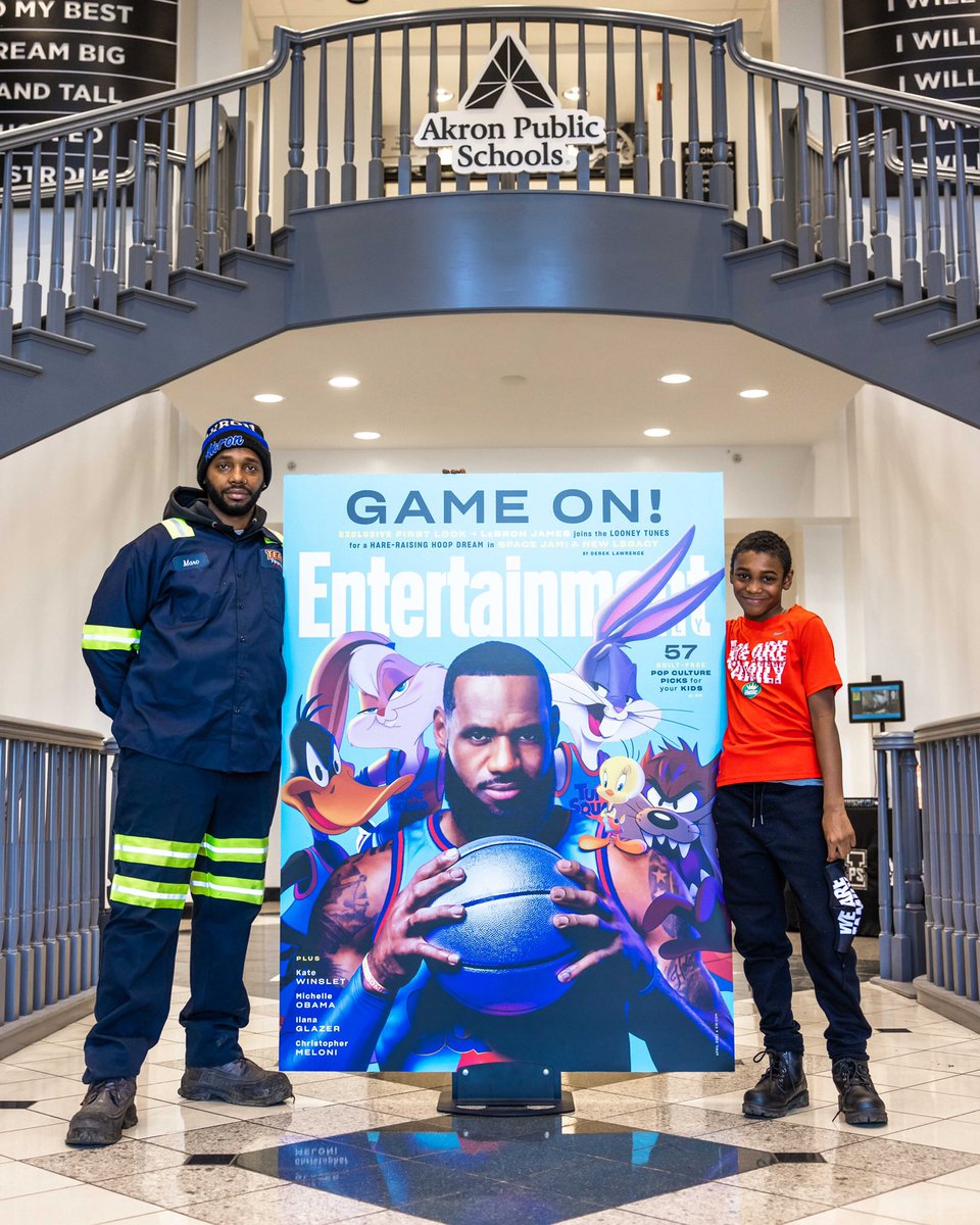 You just never know what @KingJames is going to debut here at the I Promise School… like him on the cover of @EW his first look ever with the @spacejammovie Tune Squad! 👑🐰🚀