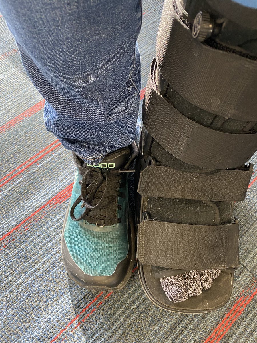 MelindaHoward4's tweet photo. Traveling footwear ☺️

@topoathletic #UltraventurePro #movebetternaturally @XOSKINUSA #xotoes #yoursecondskin https://t.co/Eu1wPS10o6