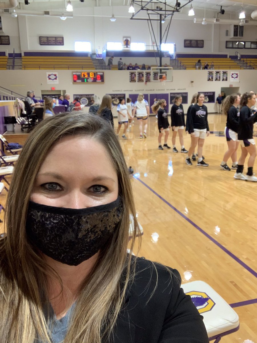 ArkAthTrainers's tweet photo. Mandy Kisinger covering Harrison goblin girls at 4A North regional basketball tournament. #aprx #arkleg #SB86 #NATMAR #AT4ALL https://t.co/Lf33Oe7JGD