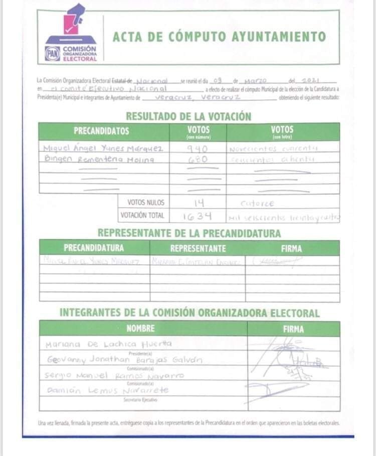 nero_vermx's tweet photo. Y sucedió q @MarkoCortes le vio la cara a @julenrementeria y a su hijo #ChupaDedo #Delicadito @BingenRM 

Entregó candidatura d #VeracruzPto al hijo d su corrupto maestro @YoconYunes 

Ni eso puede defender #Julen

@Marlon_RamirezM está feliz con sus patrones azules, él tmbn gana https://t.co/AYSBw7M4RG