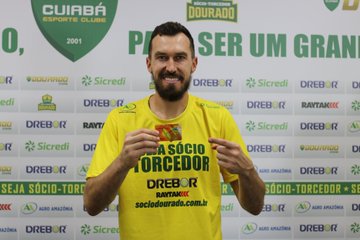 EvpdY4zXcAczO53?format=jpg&name=360x360