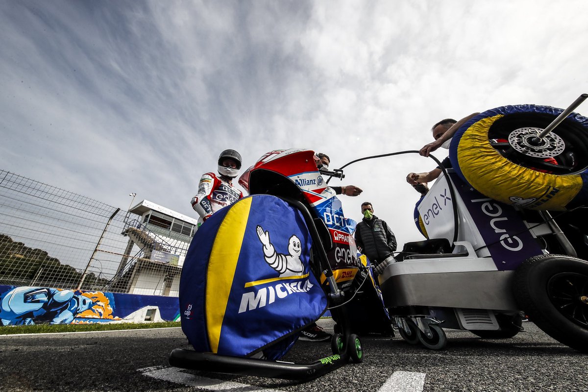 Positive days in Jerez!
Three days combined results: 
<a href="/alezac61/">alessandro zaccone</a> finished P6 and @yonny_68 P14 
#PramacMotoE