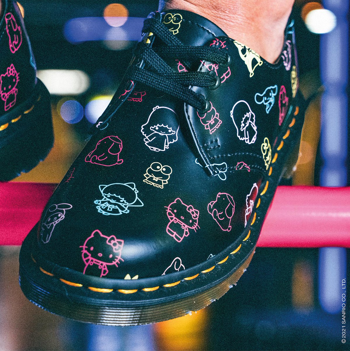 sanrio's tweet photo. A new supercute line-up 🎀  @drmartens x Hello Kitty and Friends is here! The new collection features colorful graphics of your favorite Sanrio friends on tough Dr. Martens silhouettes. 

Available now: https://t.co/0iINfadnb4 https://t.co/znTDagmQCQ