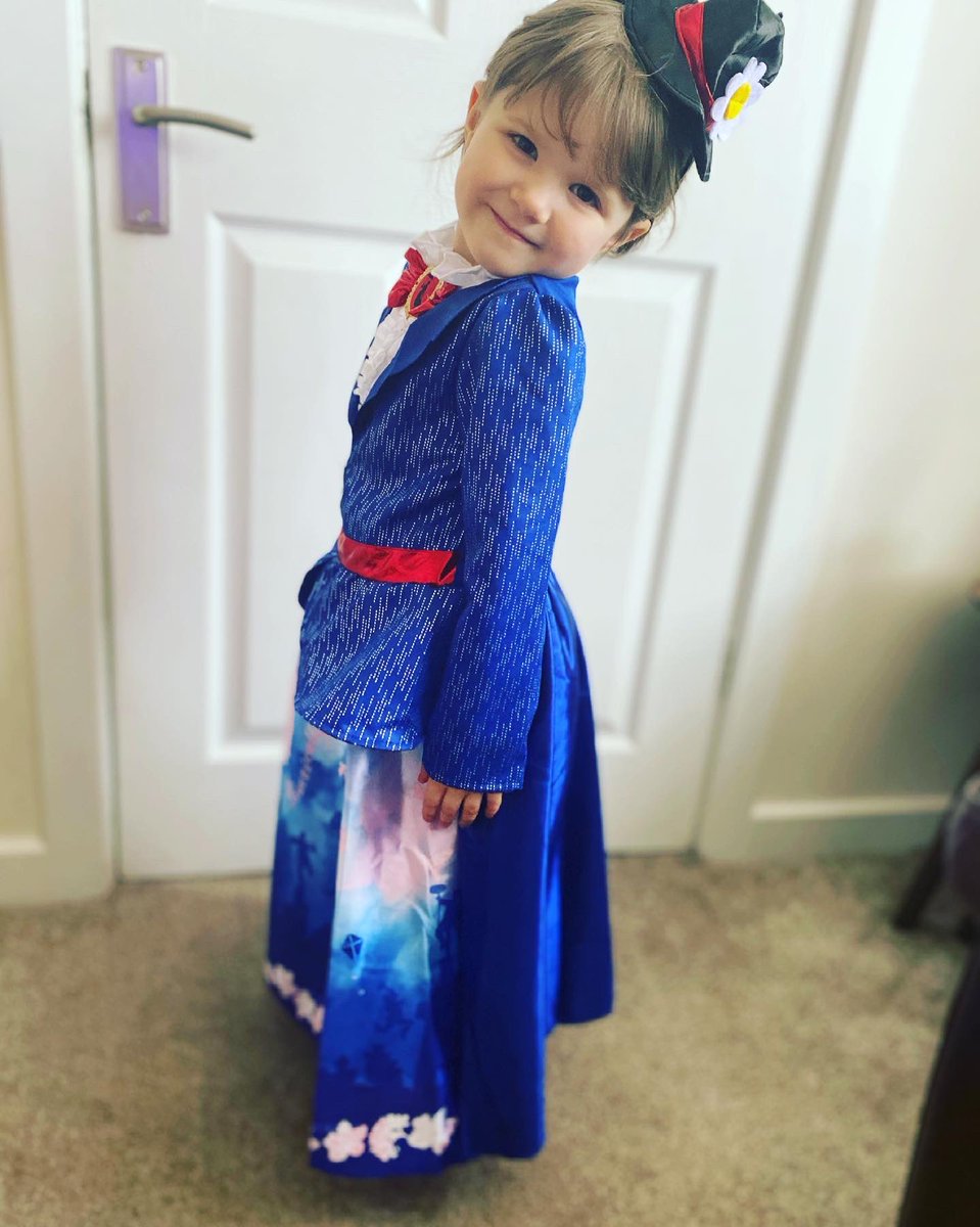 SteffanyLogan's tweet photo. Little Miss Mary Poppins for @WorldBookDayUK @churchfieldprim https://t.co/oaw9O9tbkS