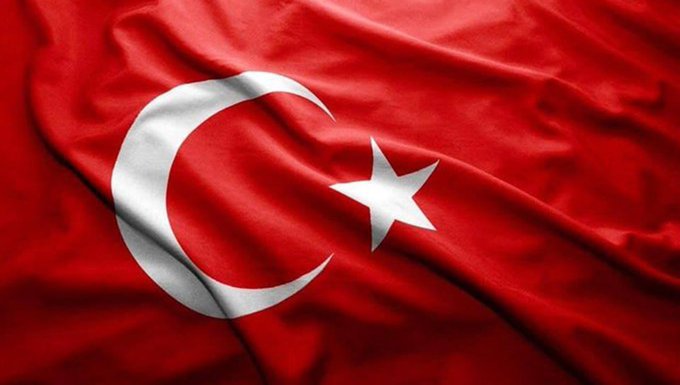 besiryavuz55's tweet photo. Bingöl'den Bitlis Tatvan'a giden askeri helikopterin düşmesi sonucu şehit olan Mehmetçiklerimize Allah'tan rahmet, kederli ailelerine sabır ve başsağlığı, yaralı Mehmetçiklerimize acil şifalar diliyorum. Milletimizin başı sağolsun. #şehit #Bitlis #KahramanlarCanVerir https://t.co/3JvPvNH47f