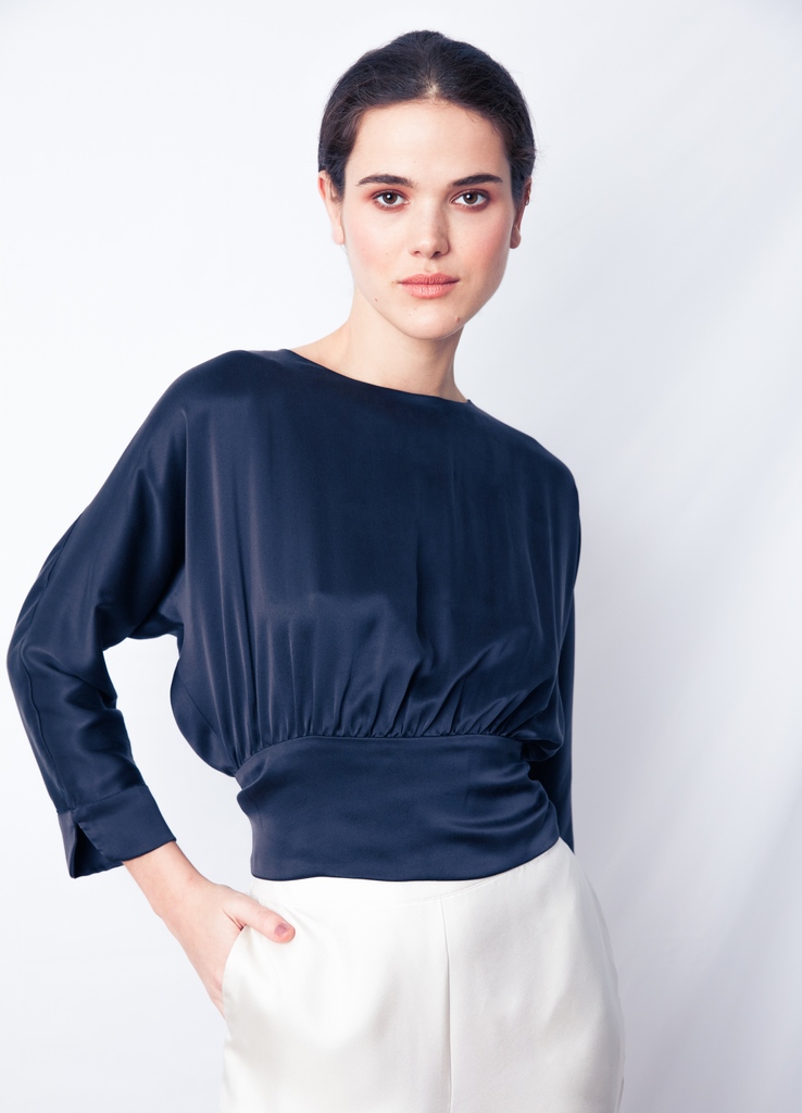 The Aerial Top in Charcoal- the perfect zoom call to evening drinks look 🥂

#TheAerial #Charcoal