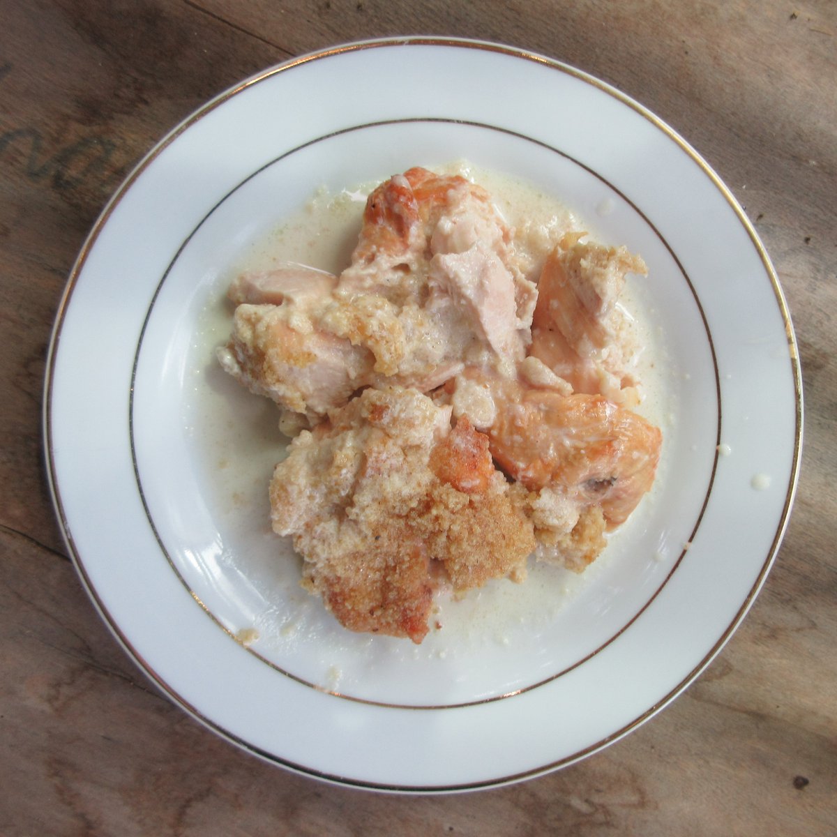 Fillets of Chickens, with Bechamel-ſauce and Bread-crumbs is up on my blog! We made this 1781 recipe at the last open hearth cooking class I taught at <a href="/NellesManor/">Nelles Manor Museum</a> in 2019. I also explain the basics of salamanders &amp; reflector ovens when cooking with fire
juliabaird.com/cloud9cookery/…