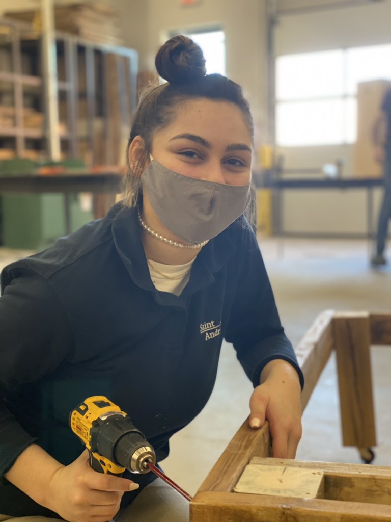 TechnologySab's tweet image. Technology students finishing up Octomester 5. Almost done. :)