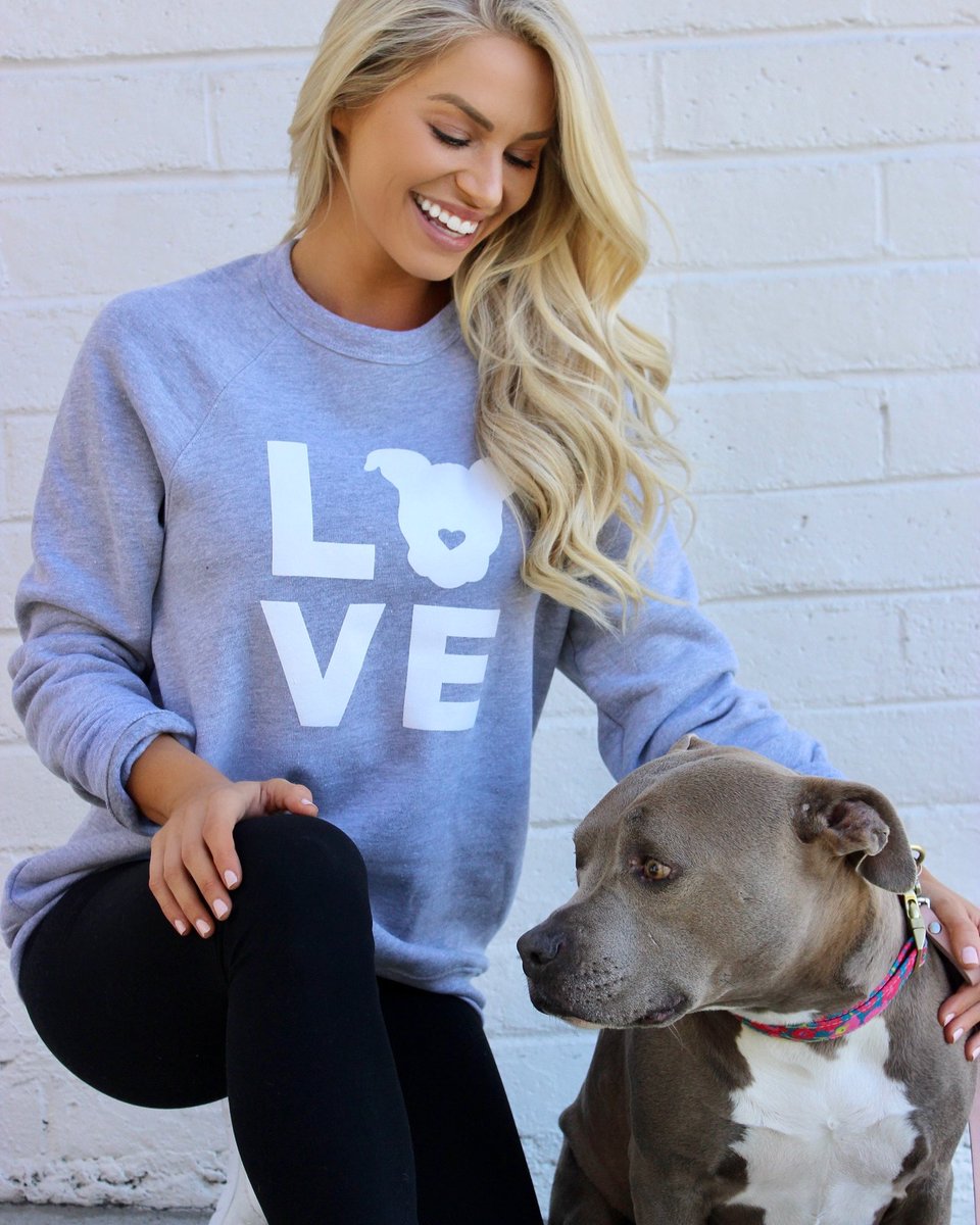 dogs are a girls best friend 🐶 @thegentlepit #pitbulllover #pitbullsoftwitter #doglover