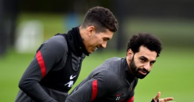 محمد صلاح على رأس التشكيل المثالي لقمة ليفربول ضد تشيلسي في الدوري الانجليزي