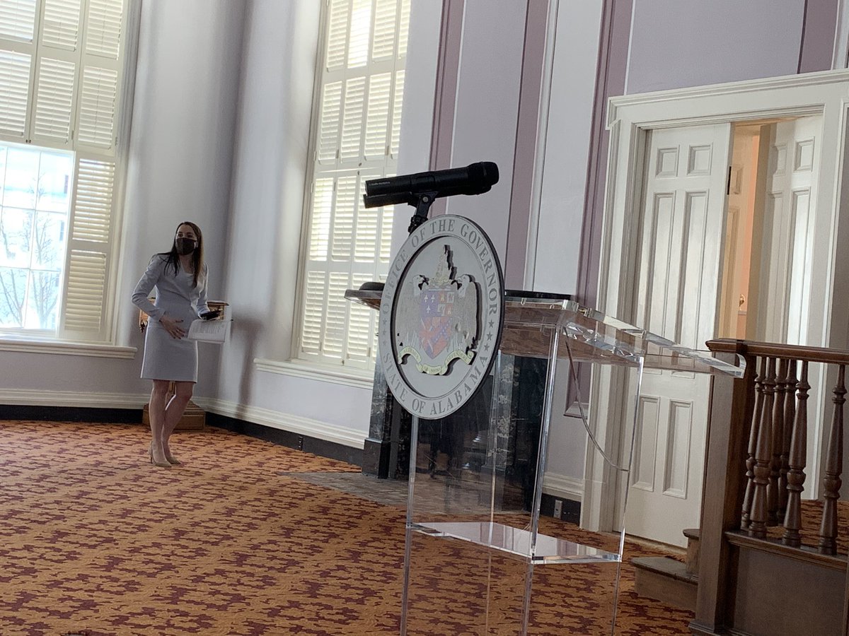 lyman_brian's tweet photo. Good morning from the Old House Chamber of the Alabama State Capitol. We expect Gov. Kay Ivey to speak in about 10 minutes about the future of the state mask order. #alpolitics https://t.co/Ws2NniRu4N