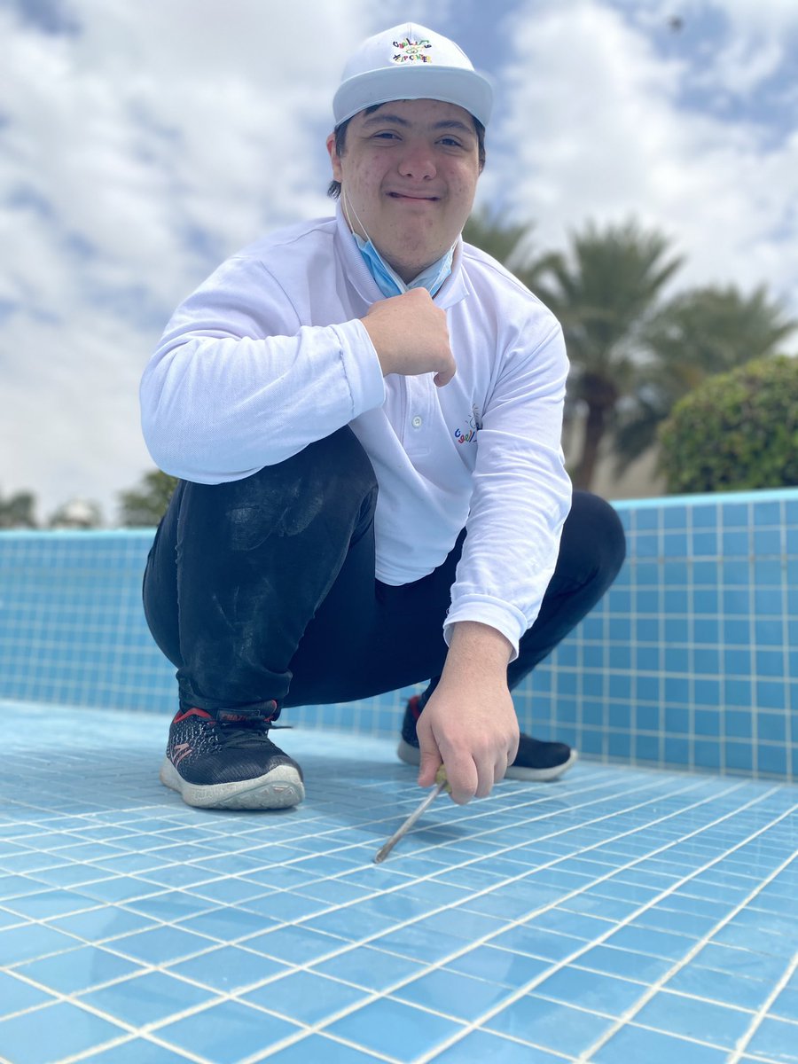 HelpcenterKSA's tweet photo. شباب مركز العون يساعدوا قسم الصيانة في اصلاحات نافورة المركز 👨🏻🔧⛲️
Help Center young adults helping the maintenance department in repairing Help Center fountain ⛲️👨🏻🔧
#Determinationismypower
#إرادتي_قوتي
#مركز_العون
#الذكرى_ال٣٥_لمركز_العون
#Determination_is_my_power
#help_center https://t.co/VSJblwPaYc