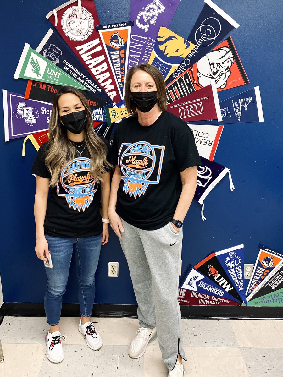 MrsSawasaki's tweet photo. #SHSTwinning with the one and only @donnaSHS 👯♀️ Thankful for all that she does for our school and athletics programs! I’m so glad you’re my accountability partner ☺️ https://t.co/7NREEVLtYh