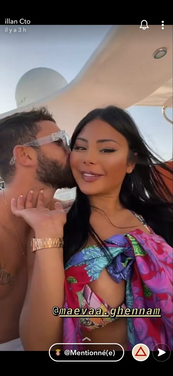 rien_comprend's tweet image. Ont en parle du téton de #maevaghennam ou pas ?