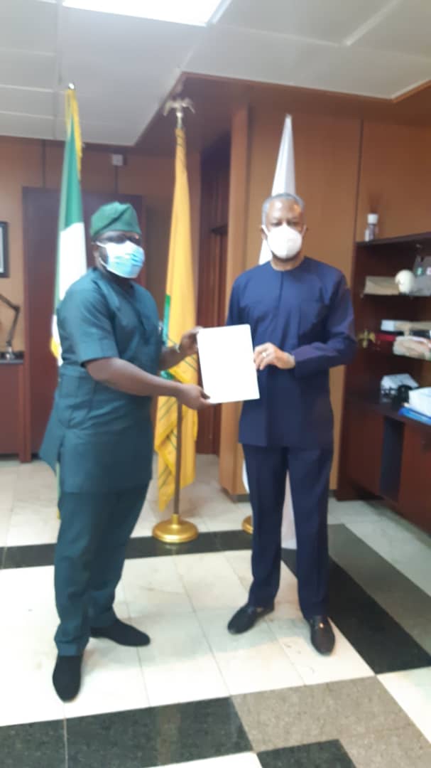 Bankole Oloruntoba tweet media