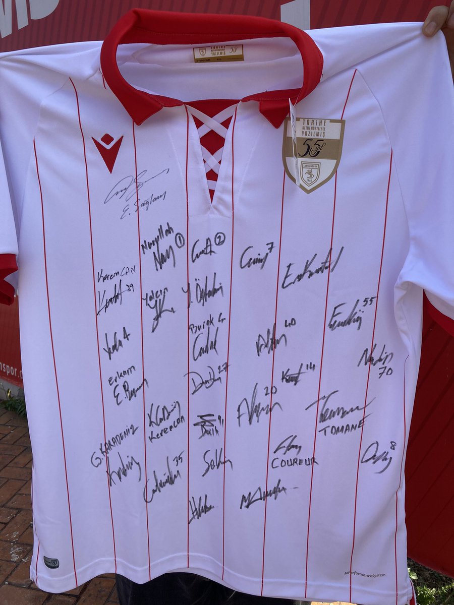 Bu paylaşımı RT YAPAN-FAV YAPAN ve Hesabımızı takibe alanlar arasından 1 Taraftarımıza Samsunspor’un İmzalı 55. Yıl Formasını Hediye Ediyoruz..

RT YAP 🔴⚪️
FAV YAP 👍
HESABI TAKİP ET 🏆