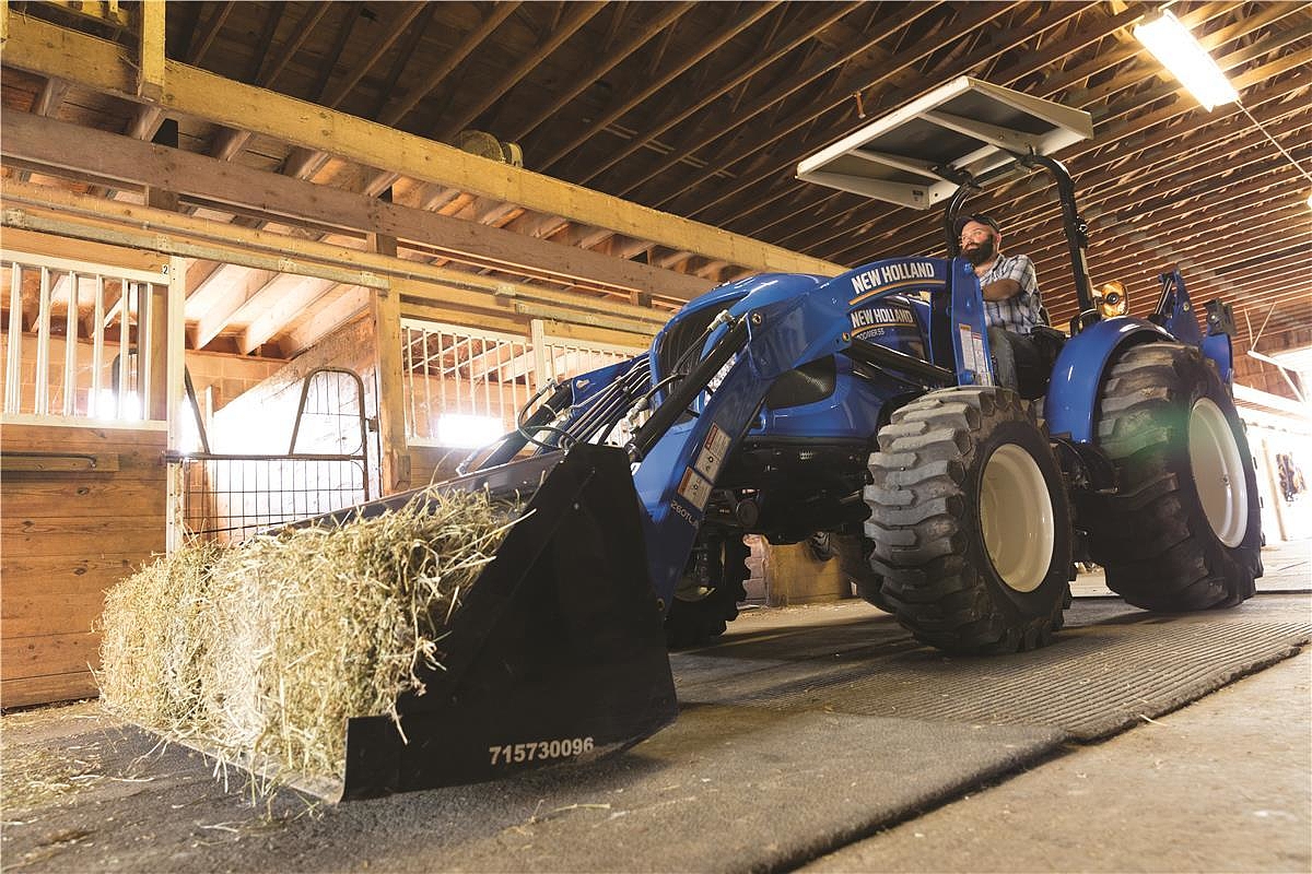 Get ready to lift, load and move! A New Holland Boomer compact tractor with a TLA loader is a complete package! bit.ly/303btnY
