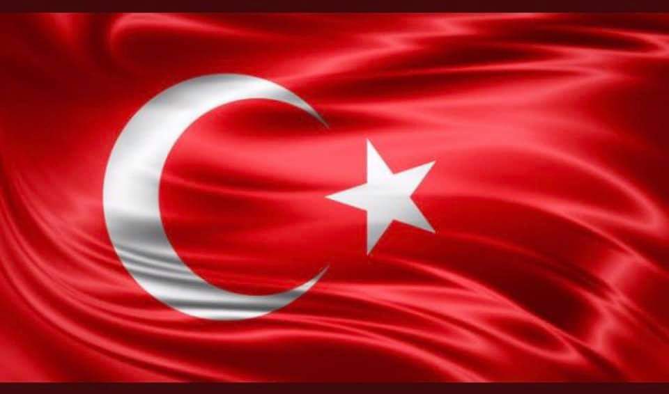 #Bitlis'te meydana gelen helikopter kazasında şehit olan şehitlerimize Allah'tan rahmet, yaralı askerlerimize şifalar diliyorum. Milletimizin başı sağolsun .