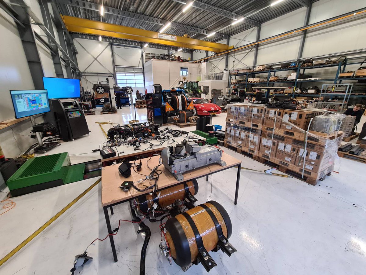 #hydrogen drivetrain on the dyno 😎

#ClimateCrisis #ClimateAction