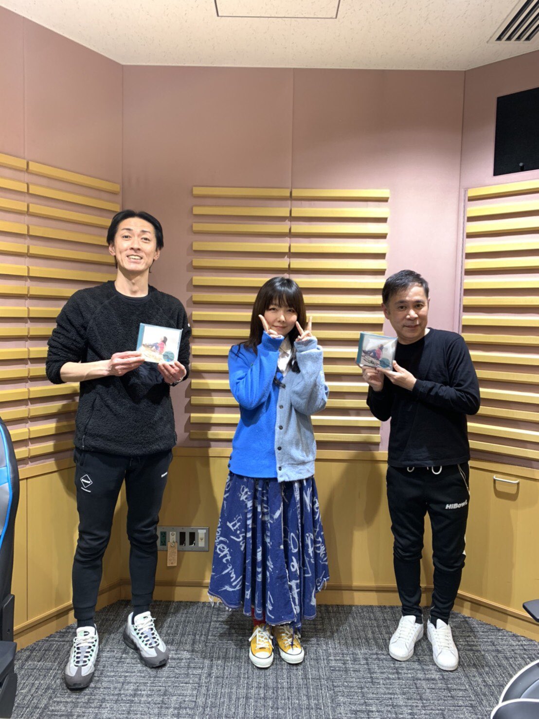 Aiko Official 久しぶりのaikoスポーツでした 岡村さんの優しい表情がめちゃパピネスでした ロンリーチャップリンを矢部さんとデュエットしましたがニューアルバム どうしたって伝えられないから が発売したので出来ればこちらも聴いてください