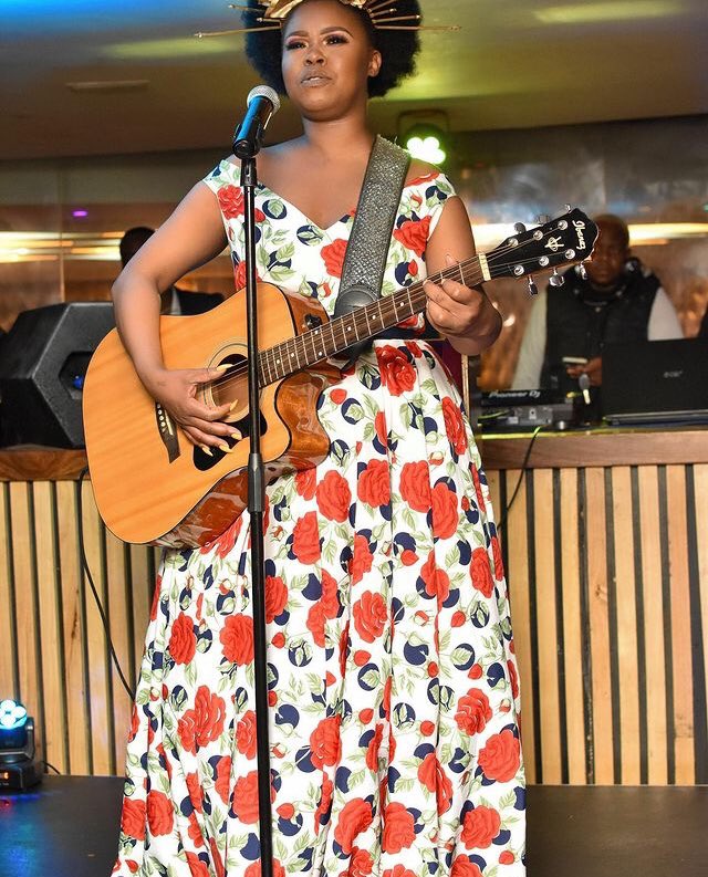 Now Streaming &gt; THE AFRICAN JUKEBOX &lt; • 3hrs of Rich terraine of Diverse Musical Styles in African from our Catalogue. Stream 🔗 beatlock.net
📸: <a href="/ZaharaSA/">ZAHARA</a> 
____
#african #celebratingafricanculture #theafricanjukebox #africa #beatlockradio #themusiccenterstage