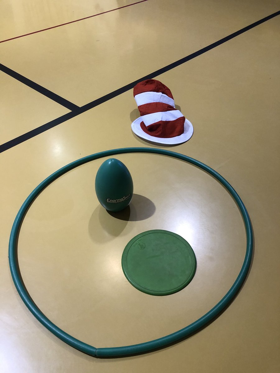_CoachGlen's tweet image. Using Green Eggs &amp;amp; Ham with the Lorax for today’s lesson! Got creative with the Truffula trees! #DrSuess #physed #elementarype