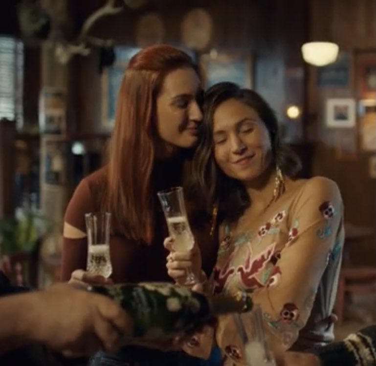 cleekers's tweet photo. THEY REALLY DID THIS
#WynonnaEarp #BringWynonnaHome https://t.co/llWoypI0fV