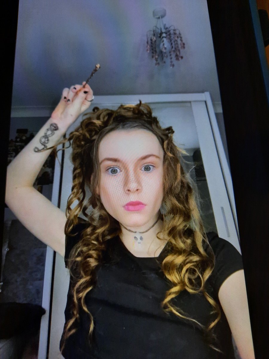 TracyGr19470399's tweet image. @MayfieldOldham
 Ruby transformed herself into Bellatrix Lestrange for world book day
