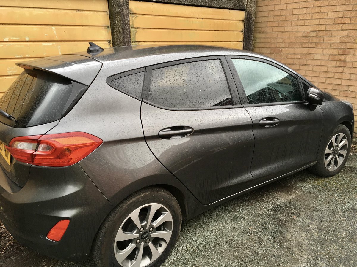 GMPBolton's tweet photo. #SEIZURE | Whilst on foot patrol, PC 65005 Ian Garbett from the #LittleLever Neighbourhood Team was approached by a member of the public reporting an abandoned car hidden behind some houses on Chester Avenue. The vehicle was found to be stolen and returned to its owner. #SEIZER https://t.co/3Gs01CQOtU