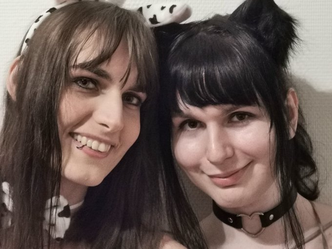 I recently got a new girlfriend <3 So lucky to be spoiled by 2 amazing girlfriends <3 So if she appears