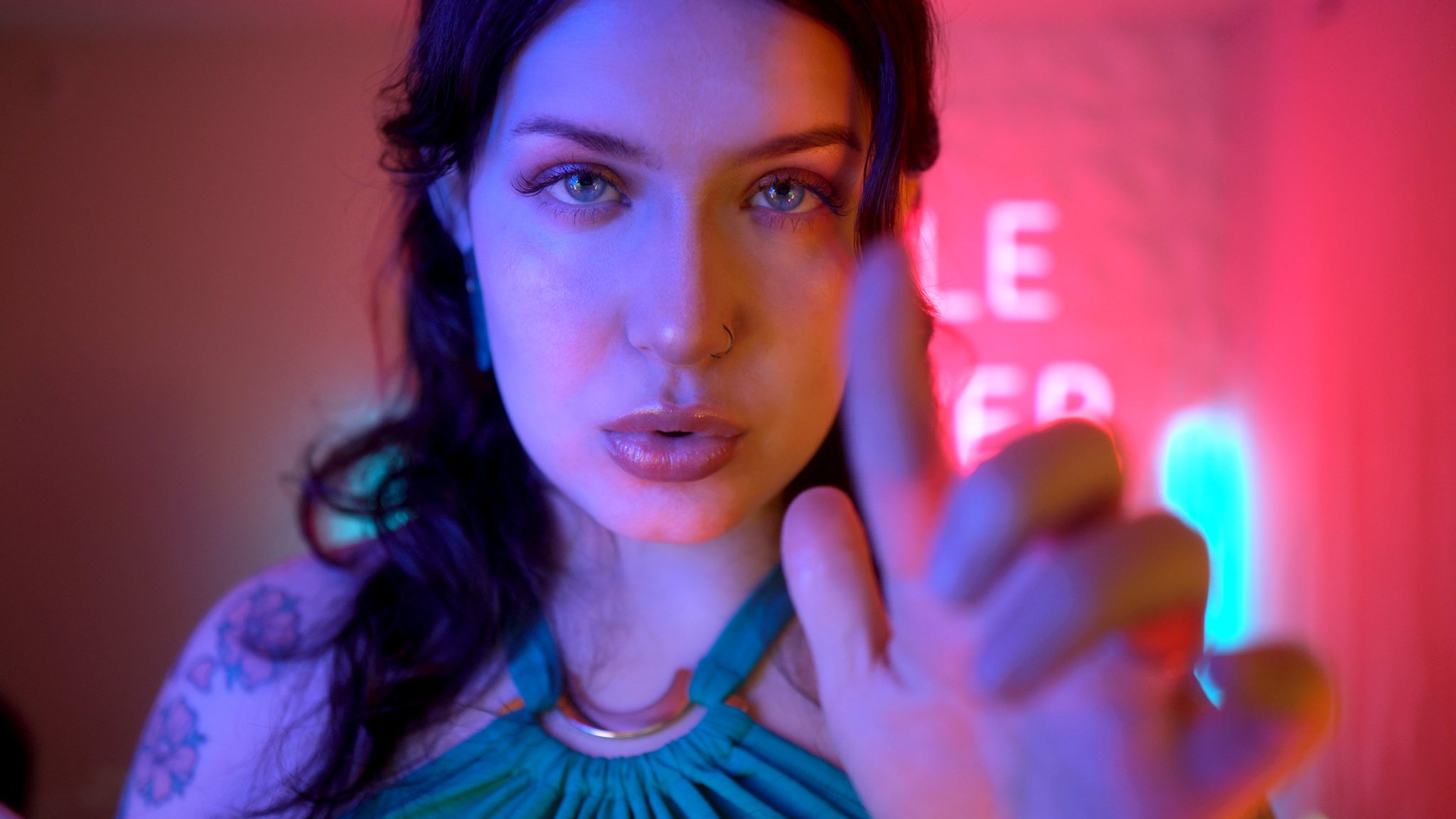 TW Pornstars - 3 pic. 💕☘️ Little Clover ☘️💕. Twitter. Some screenshots from the YouTube video I