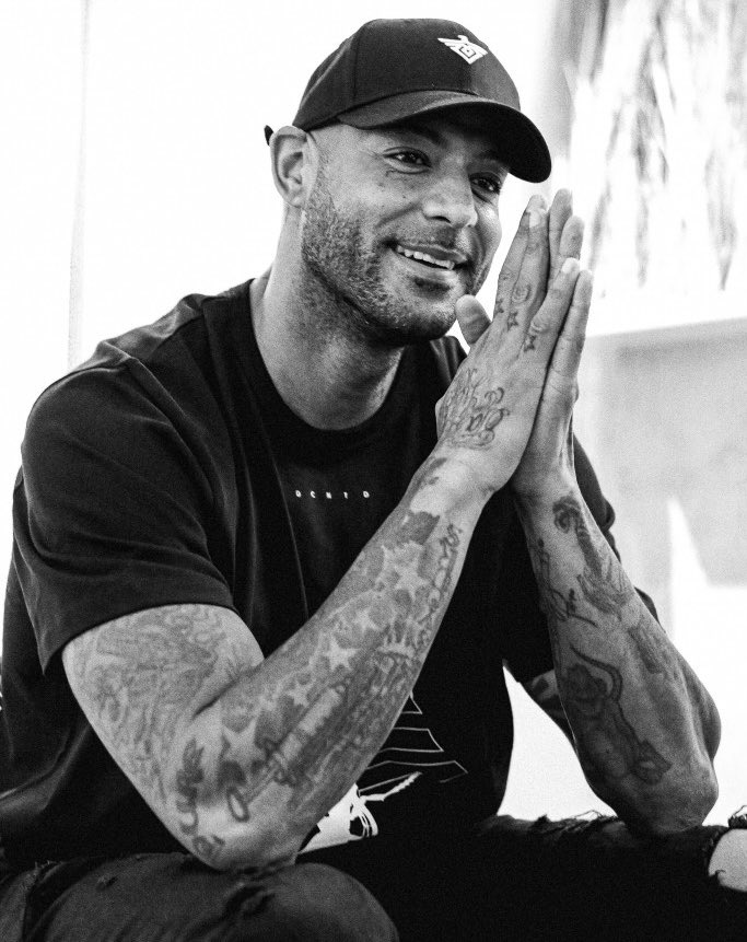 Kulturlesite_'s tweet image. 🚨Le dernier album de Booba, intitulé « ULTRA », est désormais disponible partout !

Merci pour ces 26 ans de travaux 🙏