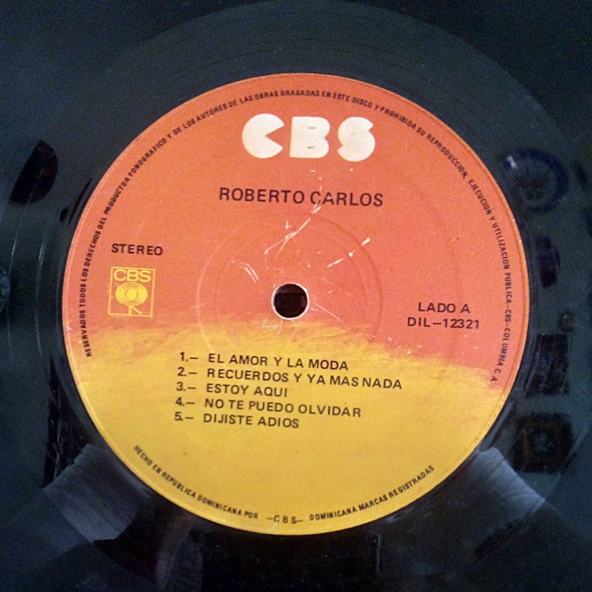 DiazElepe's tweet photo. Roberto Carlos – Roberto Carlos

PRECIO / PRICE: RD$200.00 / US$3.00

#musica #discosdevinilo #vinilo #coleccionista #lonplei #vinyl #music #goodmusic #vinylrecords #vinyldisc #viniladictos #coleccionismo #classicalmusic #elepe #discosdepasta #33rpm #baladas #robertocarlos #CBS https://t.co/X3fHxH5LPk