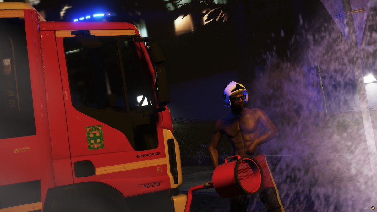 #DontStopTheMusic Chaque soir des évènements se produisent pour toujours garder la forme ! 
🍕#PizzaPaoli Toujours acteur des soirées folles de la ville !