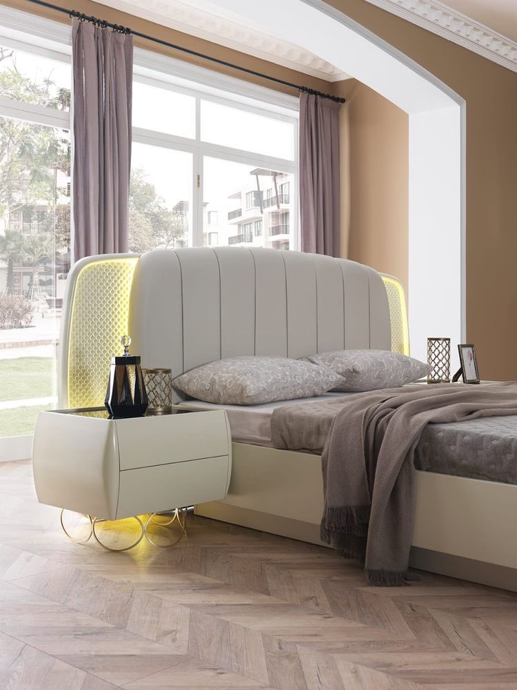 sunshyne_intl's tweet image. Understated Side Tables Styled Like Fashion Icons!! #sidetables #sidetable #sidetabledecor #sidetablestyling #style #interiordecor #interiordesign #interiordecoration #interiordeco #sunshyneinternational #conceptstoreality #invasthu sunshyneinternational.in invasthu.com