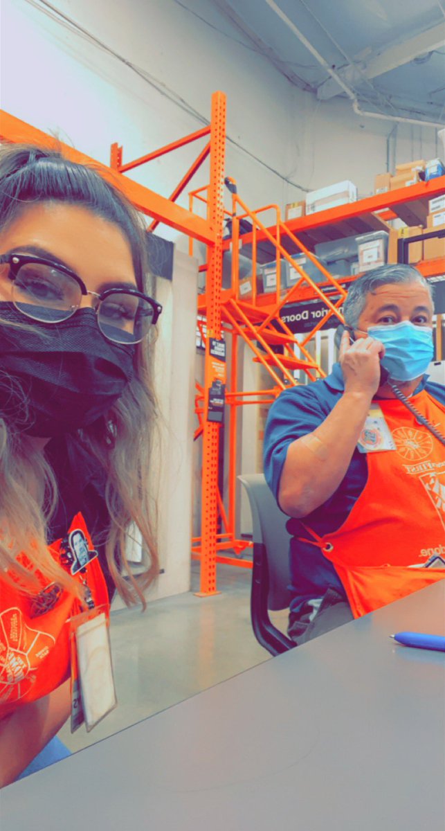 Prosales0683's tweet photo. Partnering with Specialist Thon in Millworks to make it happen for our PROS. #findingmorewaystosayyes #specialty #puttingcustomersfirst @Legaspi683 @FrankGarciaTHD @Nicksummers0683 @VelaSulema https://t.co/YF6aGeEftO
